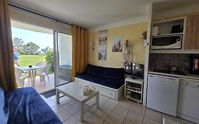 Appartement T2 avec terrasse, résidence front de mer